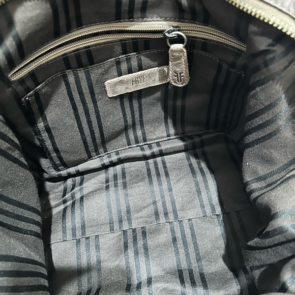 Frye Leather Ladies Handbag - Picture 5 of 9